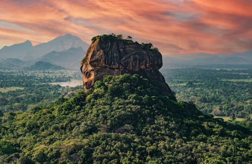 Top Places to Visit in Sri Lanka with a Private Chauffeur