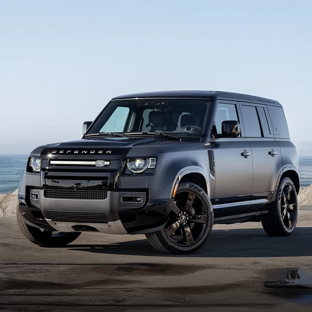 Land Rover Defender (Black)